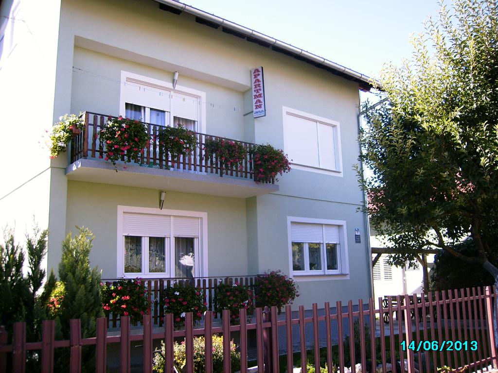 Apartment "ANA" Gračac