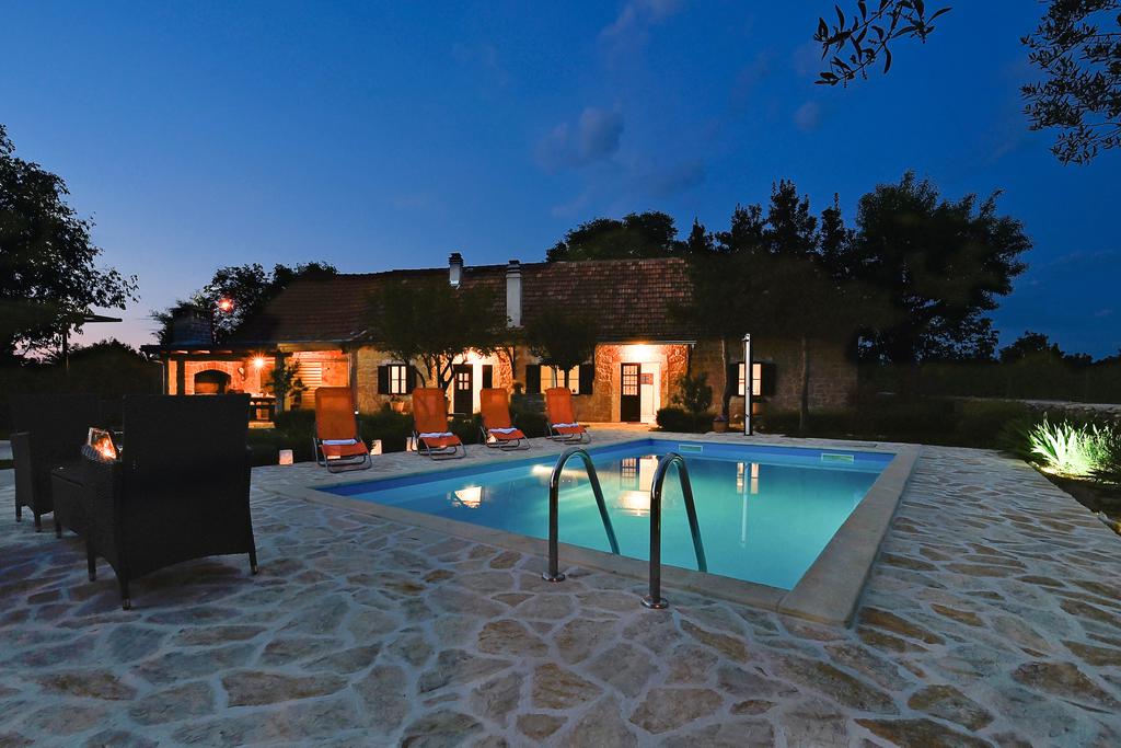 Villa, Kuća za odmor Krasa