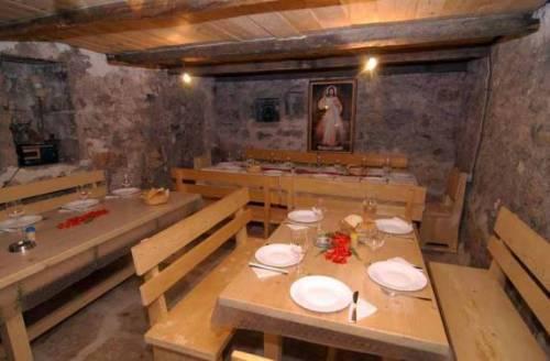 Galjin Dvor - a rural household